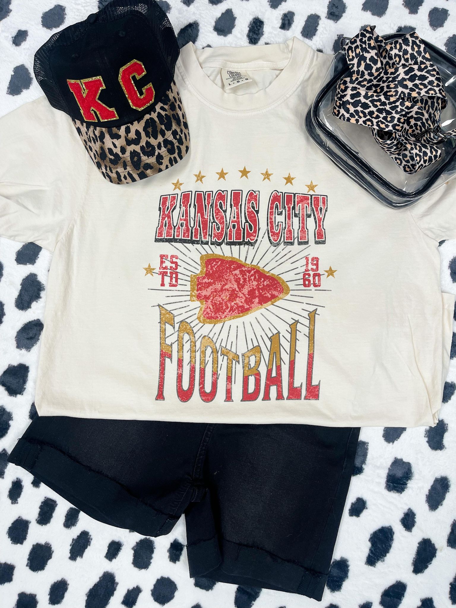 Kansas City Football Ivory Graphic Tee - The Red Rival