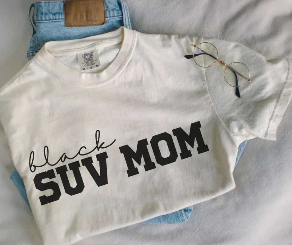 Black SUV MOM Ivory Tee - The Red Rival