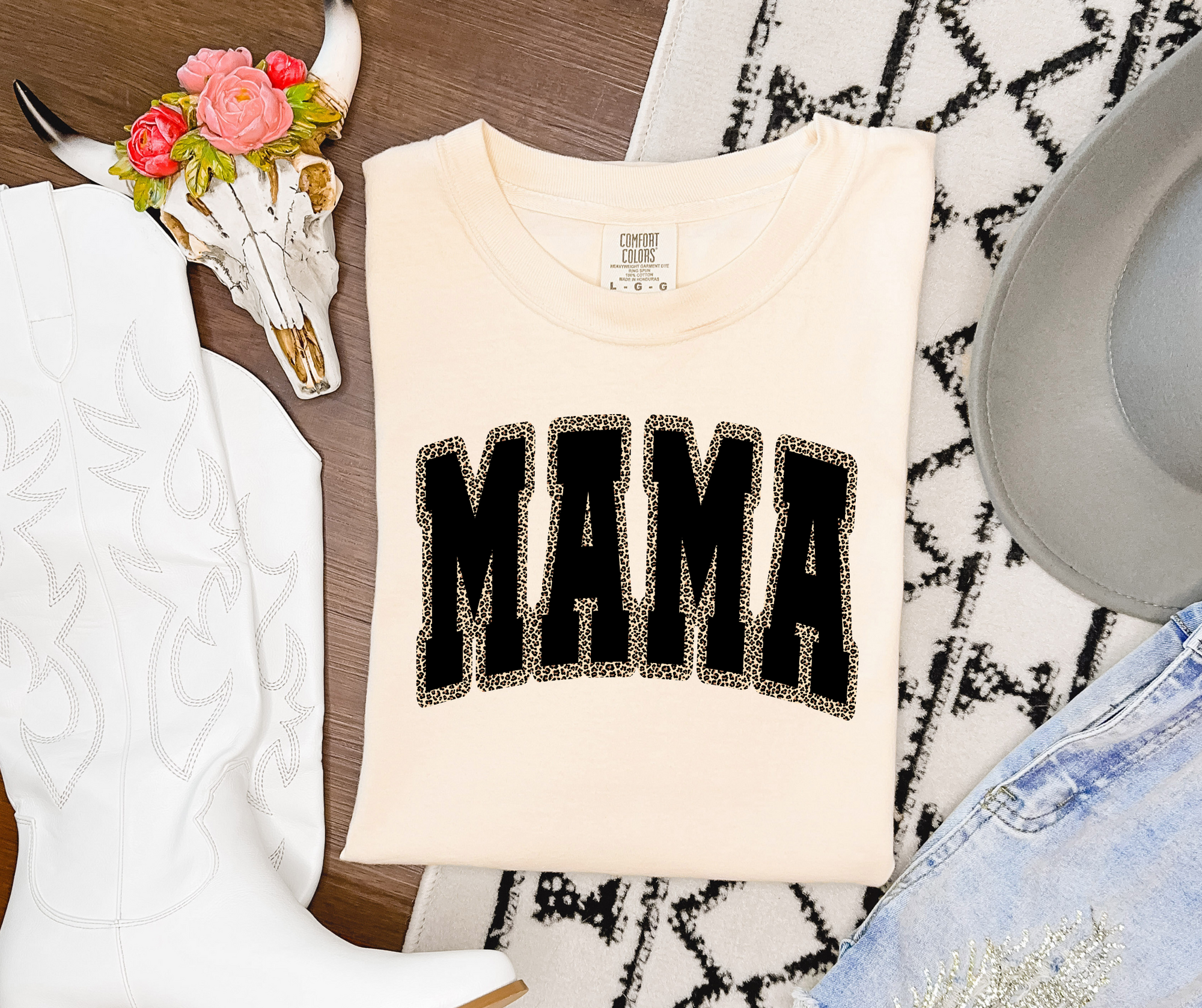 Mama Leopard Outlined Ivory Graphic Tee - The Red Rival