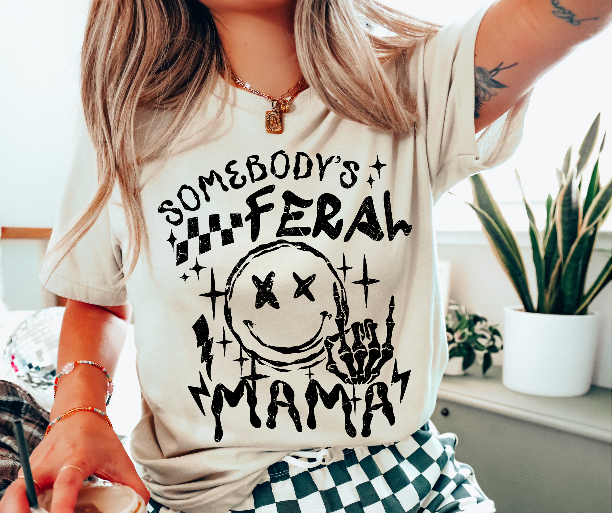 Somebody's Feral Mama Ivory Graphic Tee