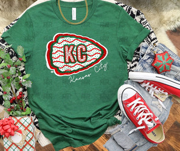 Glitter Christmas Cake ARROWHEAD 2024 Design - RED Outer Glitter - GREEN TEE - Graphic Tee - The Red Rival