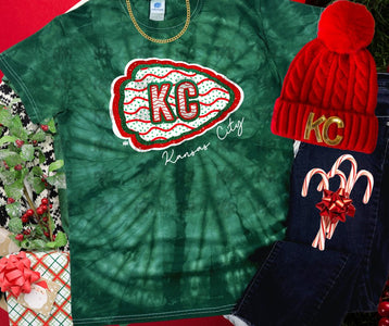 Glitter Christmas Cake ARROWHEAD 2024 Design - RED Outer Glitter - GREEN TIE DYE TEE - Tees - The Red Rival